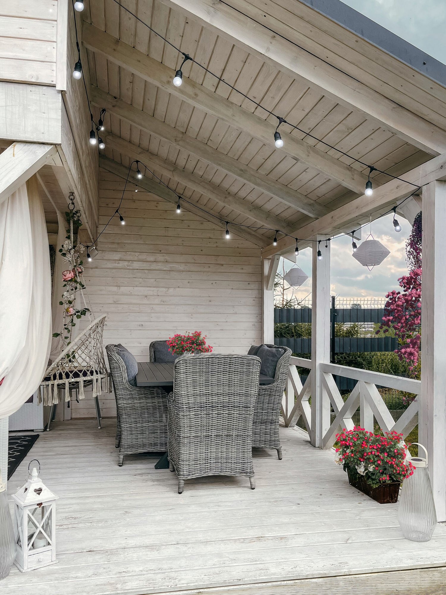 Tuinmeubelset van Mirello – Inclusief kussenset